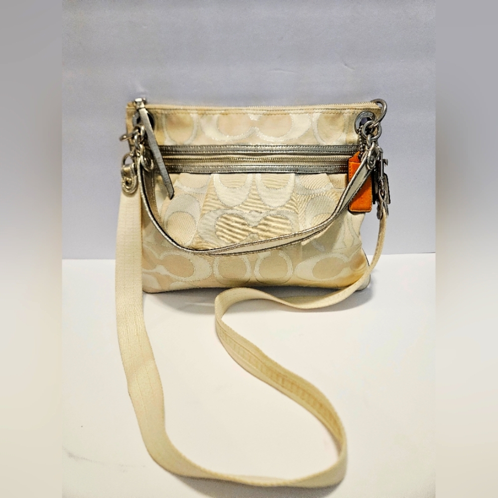 Coach Poppy Metallic Signature Sateen Jacquard Tote A1293-19131